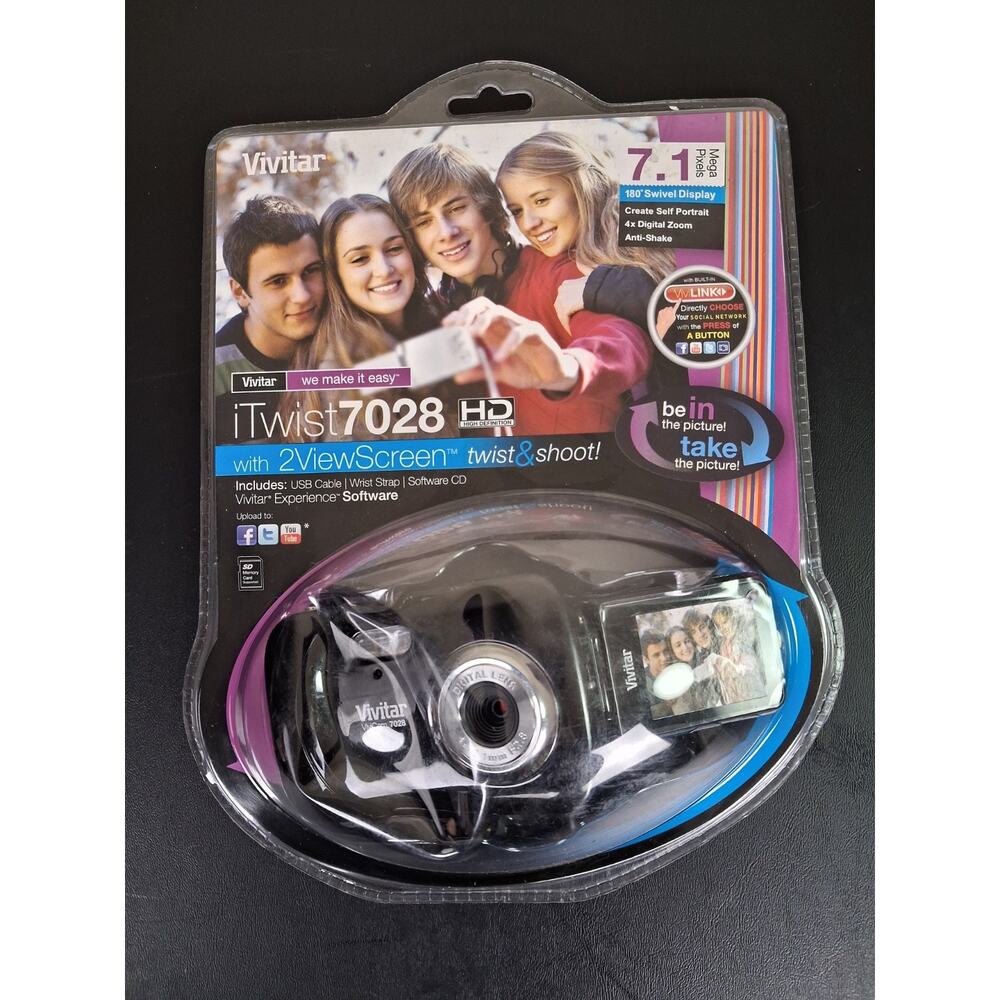 Vivtar Digital Camera iTwist7028 W/ 2 View Screen & Vivitar Software BRAND NEW